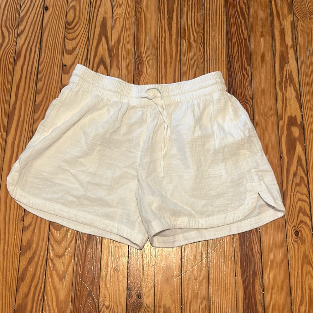 Pact white shorts NWT
